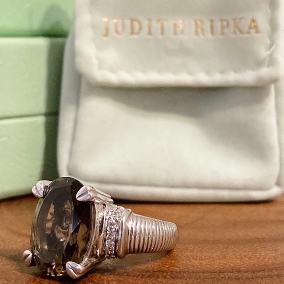 Judith Ripka Ring - Picture 5 of 6
